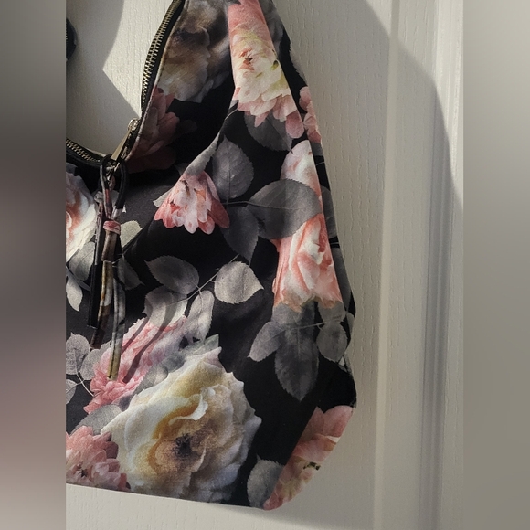 Tabitha Webb Floral Hobo Handbag Purse Shoulder Bag Soft Black Velvet Roses - Picture 3 of 8
